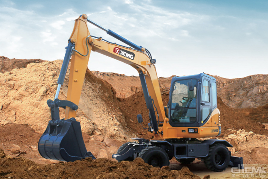 徐工XE60WA輪式挖掘機(jī)圖賞 高效靈活的城市全能手